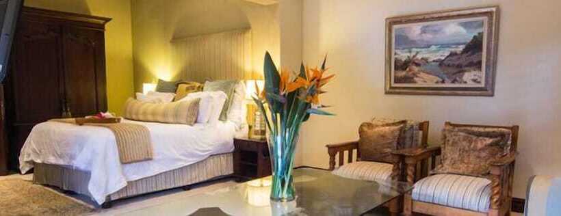 Пансион Cowrie Cove Guest House