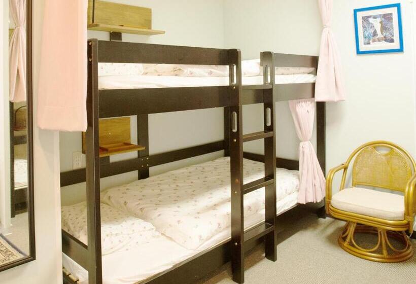 بنسيون Akasakano Sato