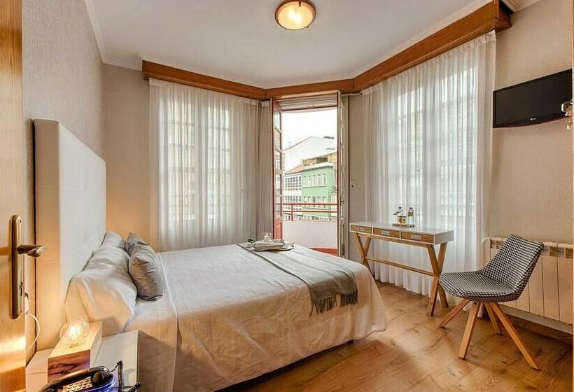 پانسیون Hostal Zahara