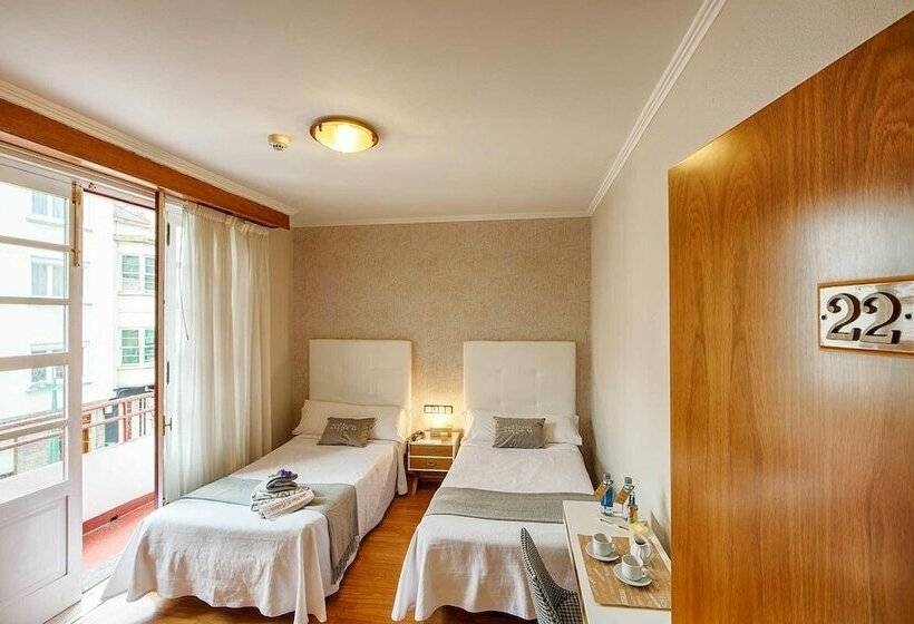 پانسیون Hostal Zahara