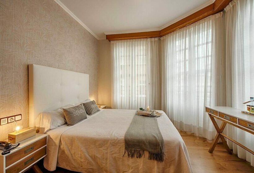 پانسیون Hostal Zahara