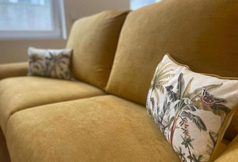 پانسیون Hostal Zahara