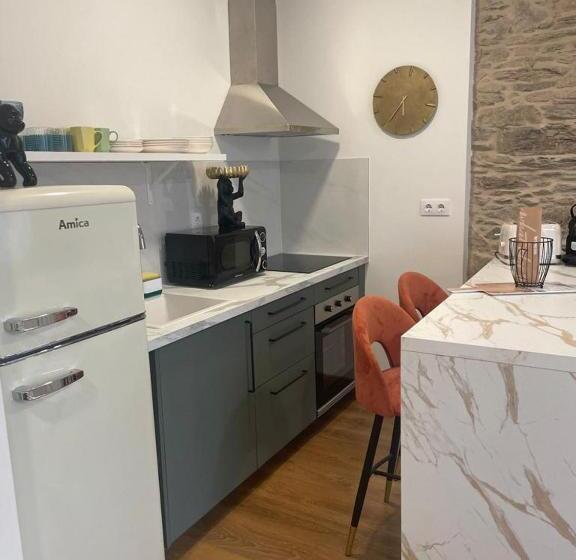 پانسیون Hostal Zahara