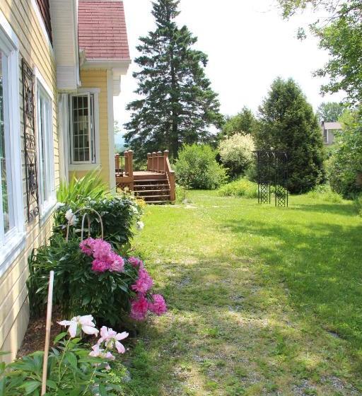 펜션 La Maison Jaune D Eastman