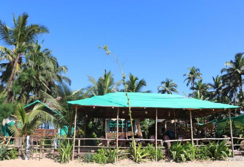 פנסיון Monsoon