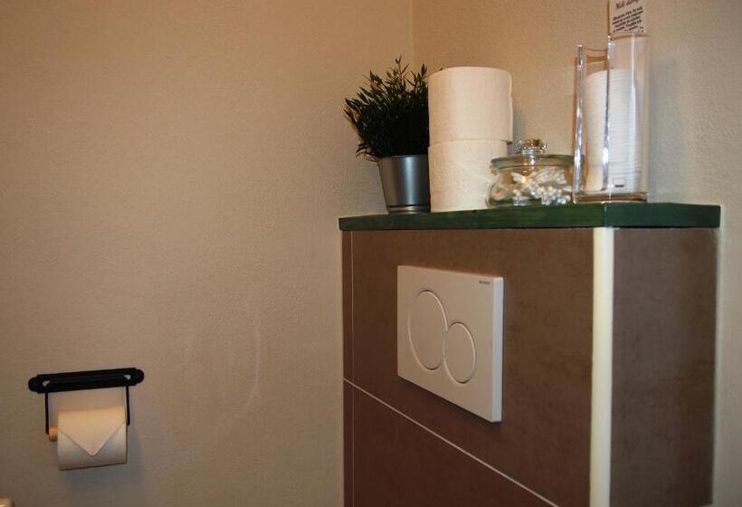 פנסיון Penzion V Peřině