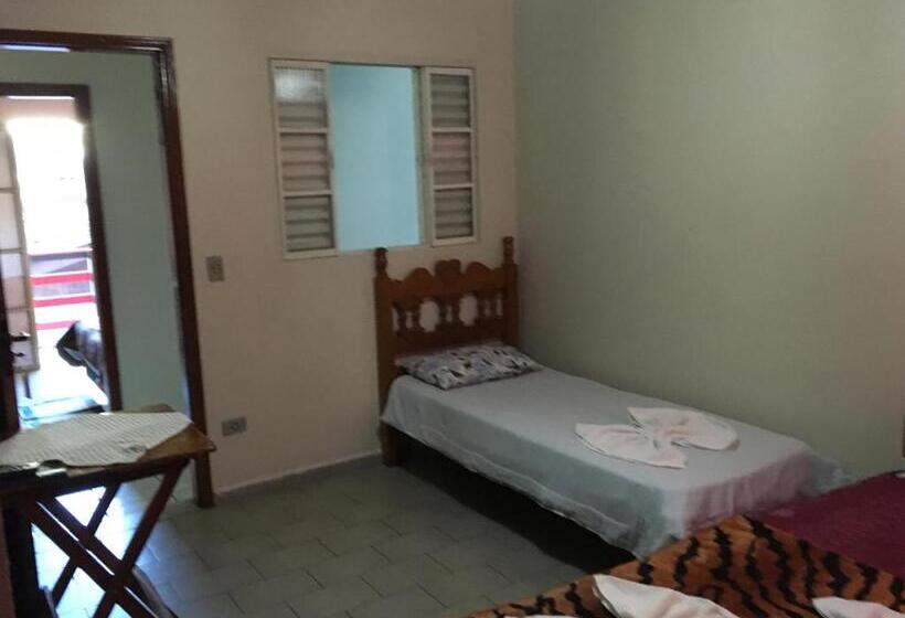 Pensão Pousada Nihhon