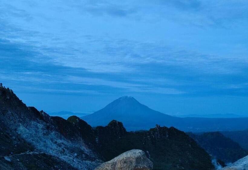 펜션 Sapo Karo Rest House