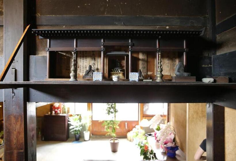 פנסיון Yamairo Guesthouse