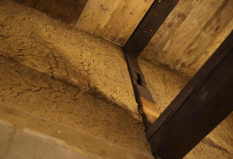 פנסיון Yamairo Guesthouse