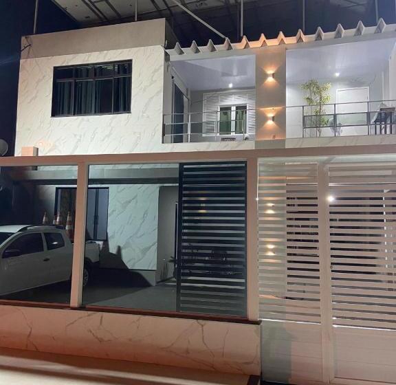 호스텔 Pousada Pinheiro