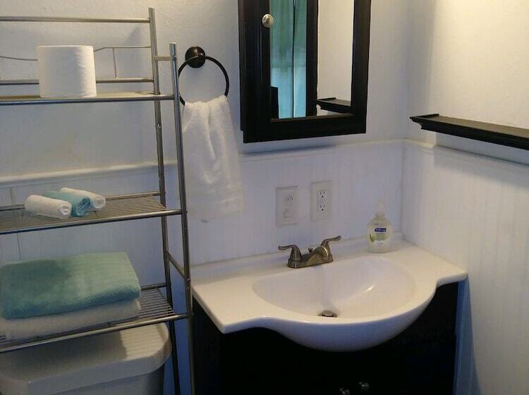 فندق صغير Trucountry Inn