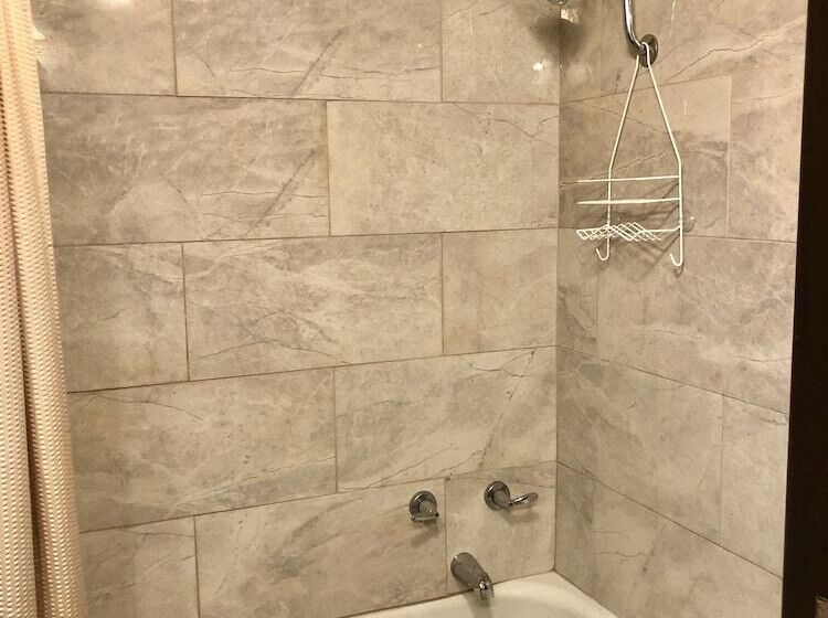 فندق صغير Trucountry Inn