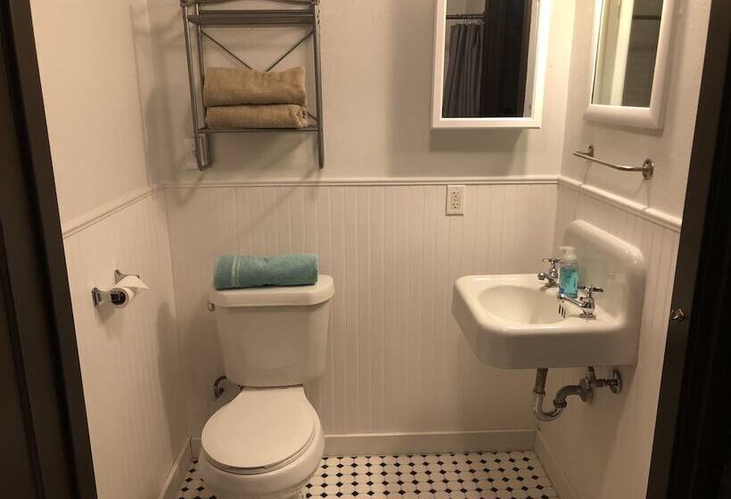 فندق صغير Trucountry Inn