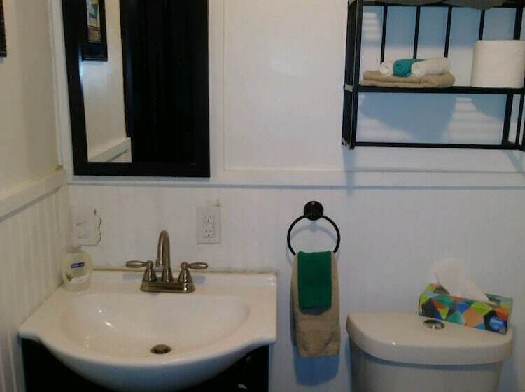 فندق صغير Trucountry Inn