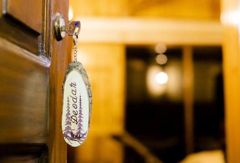 ベッドアンドブレックファースト Aaramgah