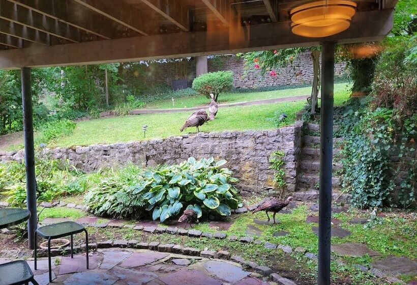 مبيت وإفطار Natalie House   Boston