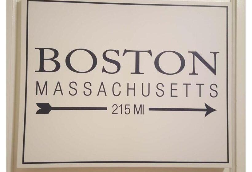 مبيت وإفطار Natalie House   Boston