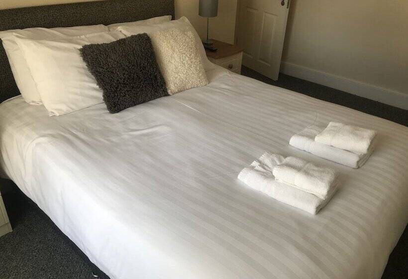 צימר Nags Head Pub