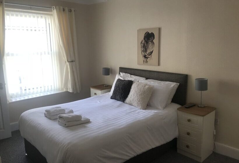 צימר Nags Head Pub