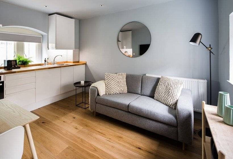 Hiding Space   St Catherine S Hospital