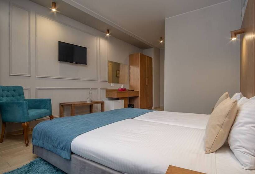 هتل Boomerang Boutique