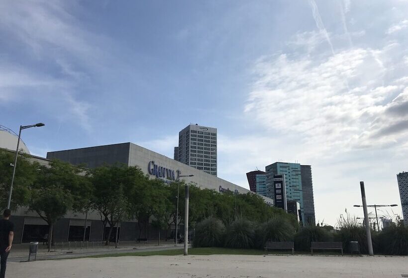 Easyhotel Barcelona Fira