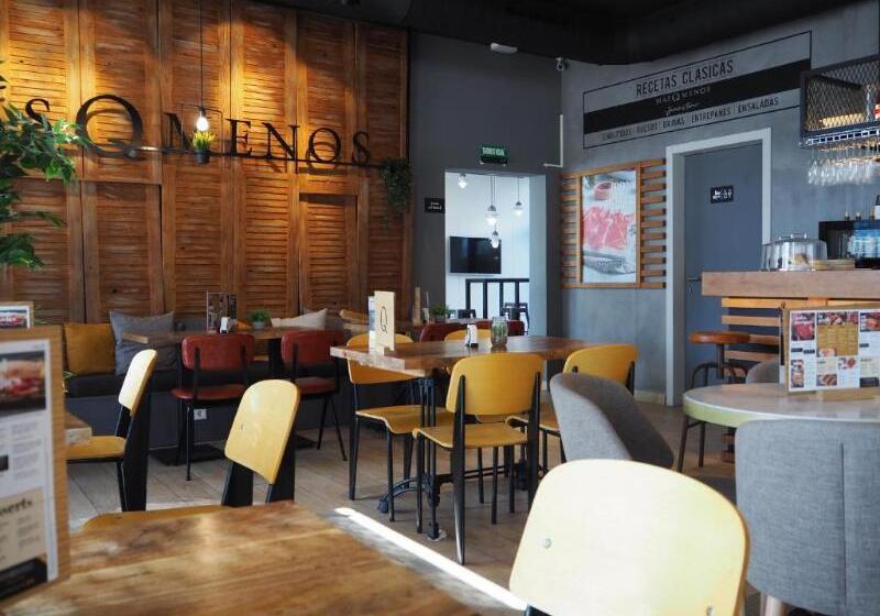 Easyhotel Barcelona Fira