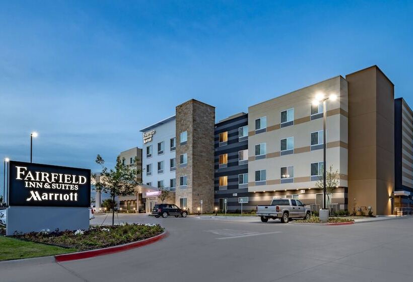 בית מלון כפרי Fairfield Inn & Suites By Marriott Terrell