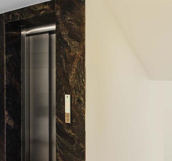 Отель Treebo Pl Grand, Vishakapatnam