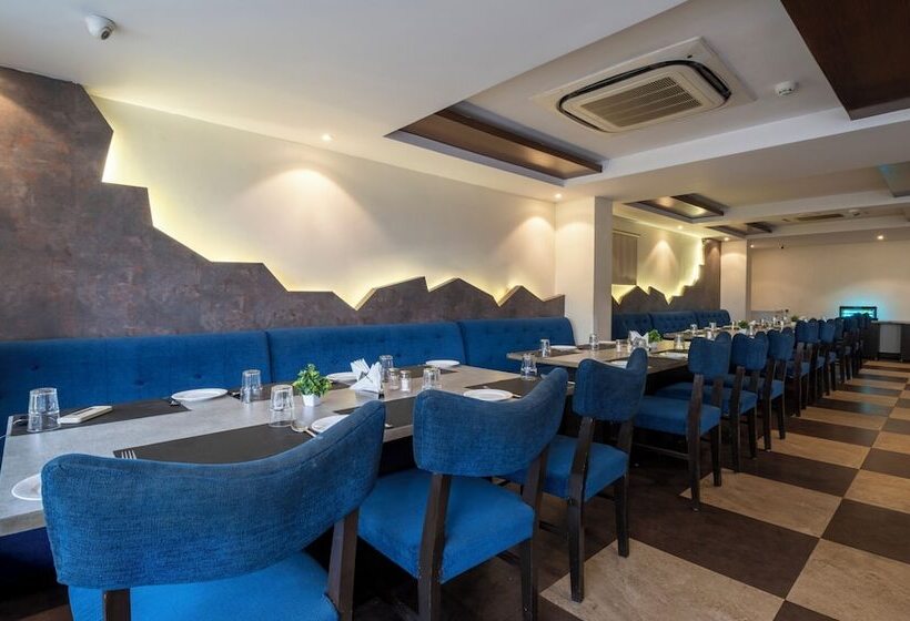 Отель Treebo Pl Grand, Vishakapatnam