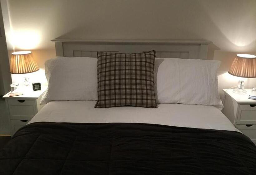 Ingleneuk Bed And Breakfast