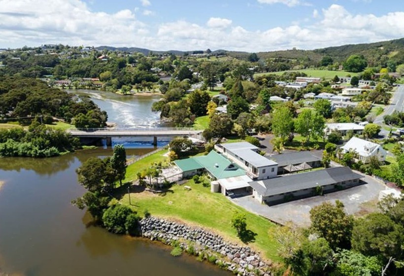 모텔 Riverside Lodge Paihia