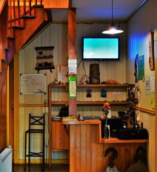 بنسيون 13 Lunas Hostel