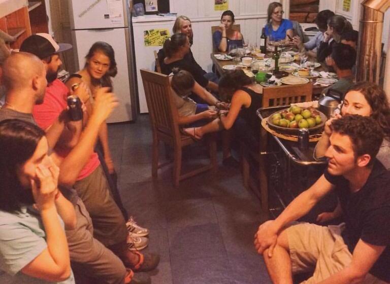 بنسيون 13 Lunas Hostel