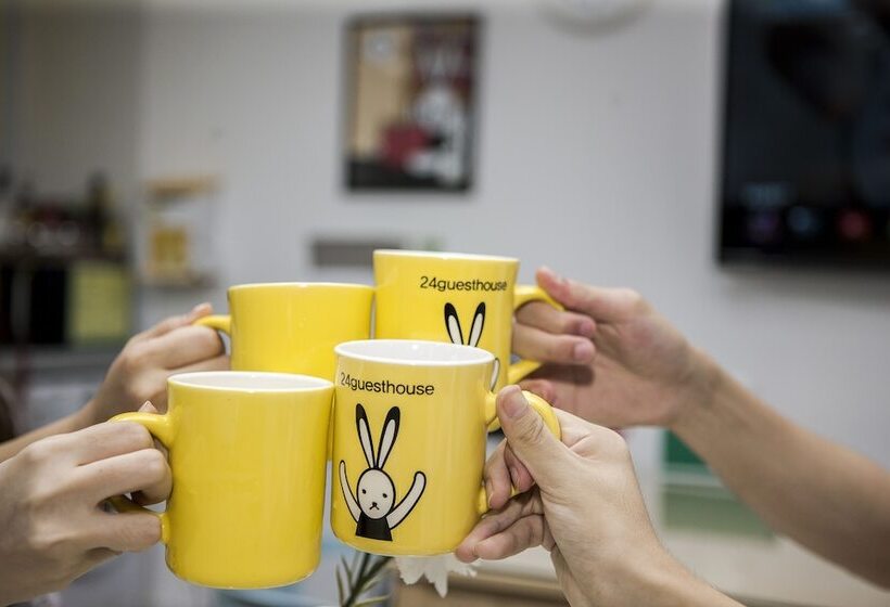 פנסיון 24guesthouse Jeonju