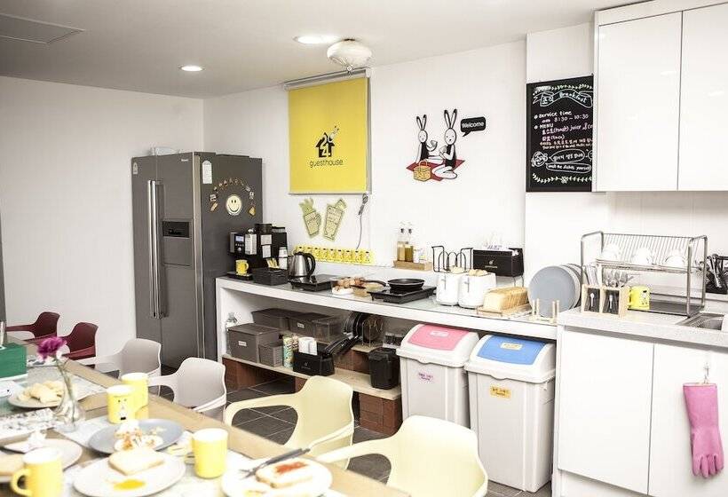 פנסיון 24guesthouse Jeonju