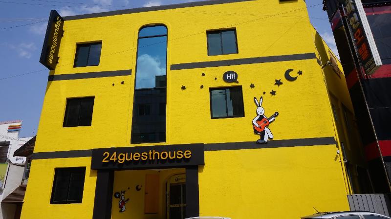 פנסיון 24guesthouse Jeonju