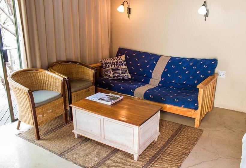 ペンション Broadwater River Estate