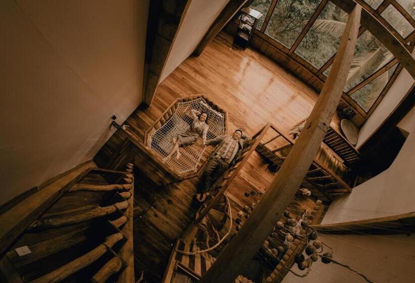 پانسیون Camiguin Volcano Houses   A Frame House