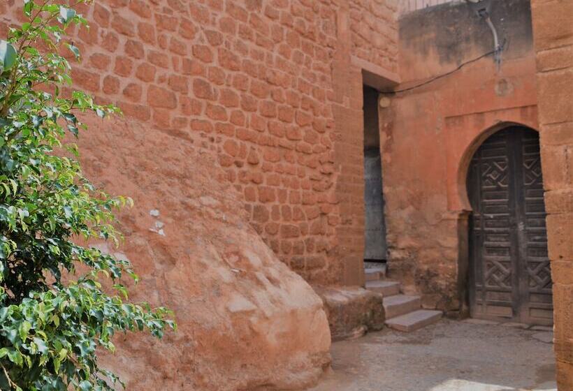 پانسیون Dar Korsan