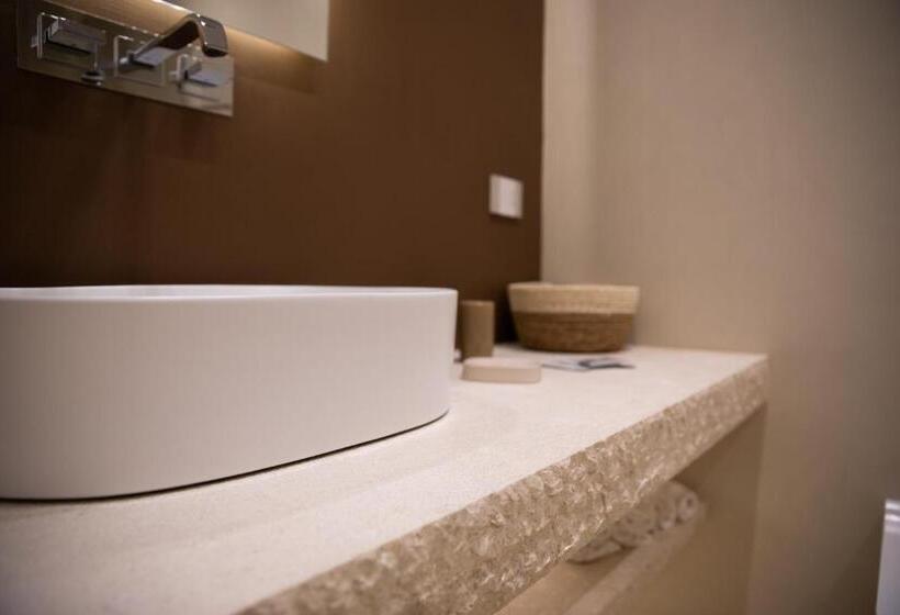 بنسيون Double A Luxury Room