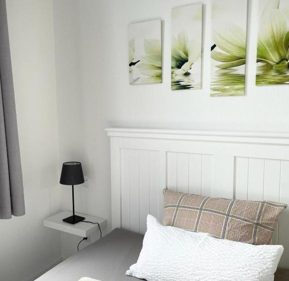 پانسیون Gästehaus Teerlings Hafen