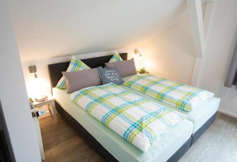 پانسیون Gästehaus Teerlings Hafen