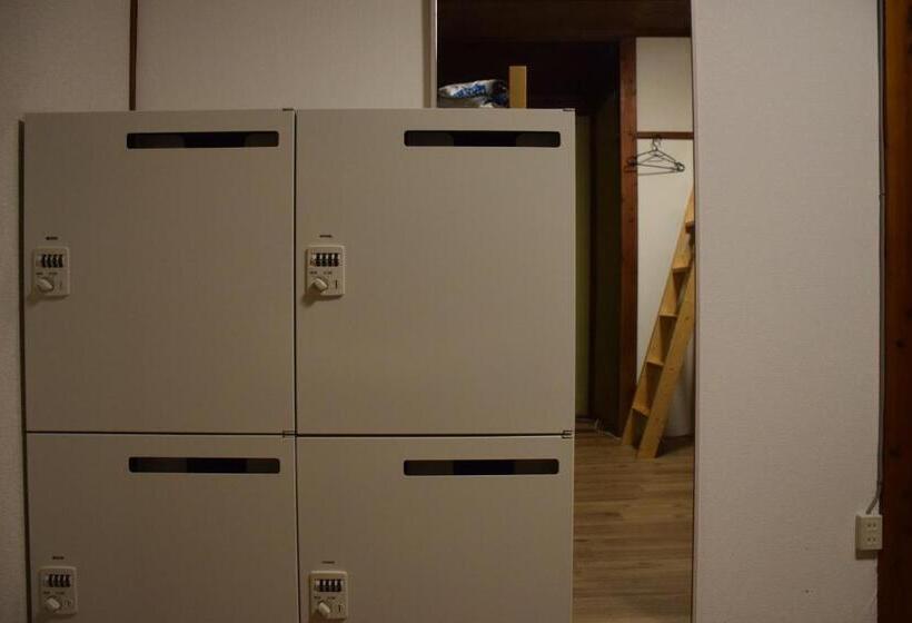 פנסיון Guest House Shie Shimi