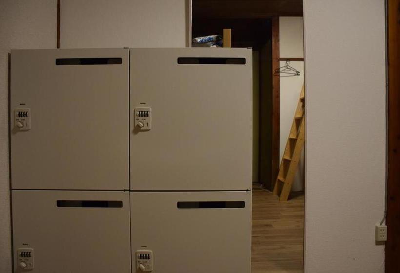 פנסיון Guest House Shie Shimi