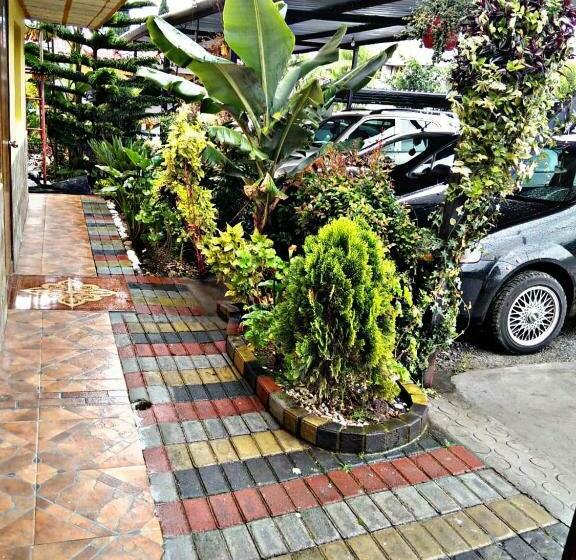 پانسیون Hostal Mariscal Sucre