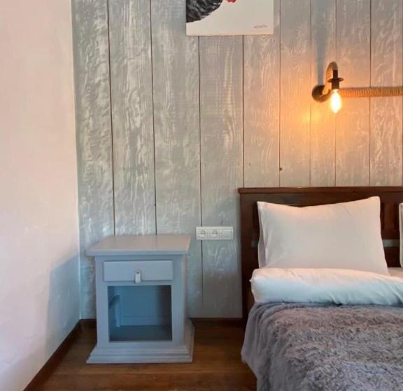 پانسیون Nad Prutom Apartment