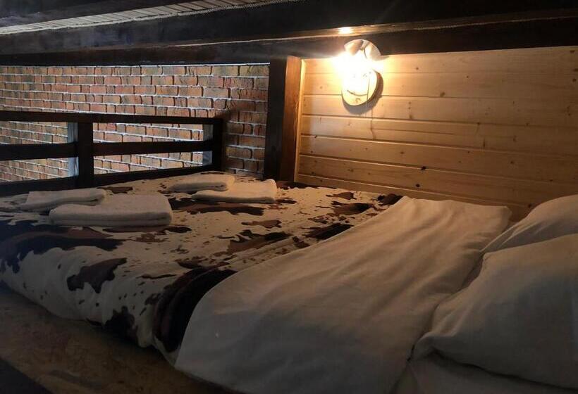 پانسیون Nad Prutom Apartment