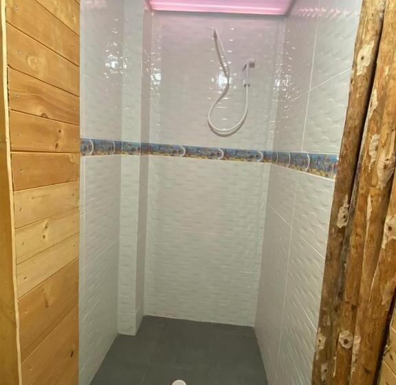 펜션 Raw Kokomar Posadanativa